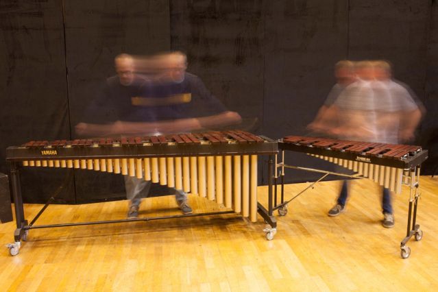 Schlagzeuger gehen einfach richtig ab - Deutsche Oper Berlin